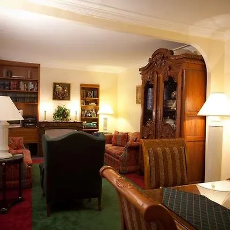 Du Lion D'or Louvre Aparthotel 3*