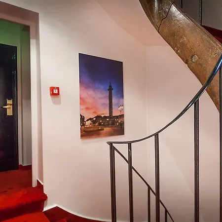 Du Lion D'or Louvre Aparthotel 3*