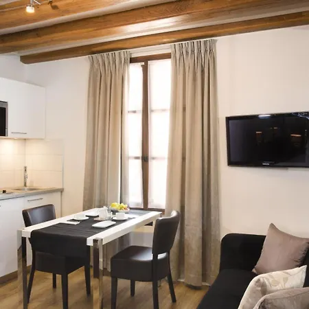 Du Lion D'or Louvre Aparthotel Parijs