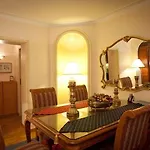 Aparthotel Lion D'or