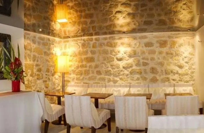 Lion D'or 4* פריז